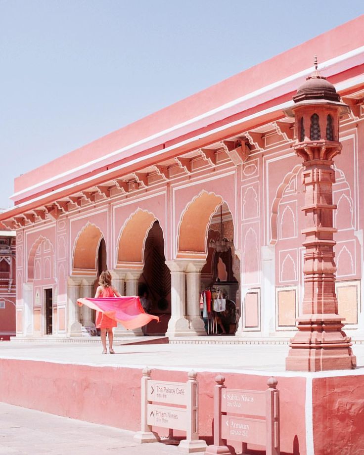 Why is Jaipur called as Pink City : Namaste!