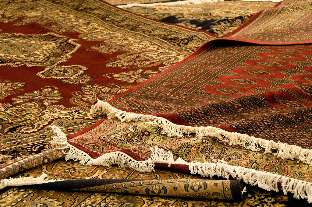 Carpet Weaving In Kashmir Empowering Refugees Through Carpet Weaving