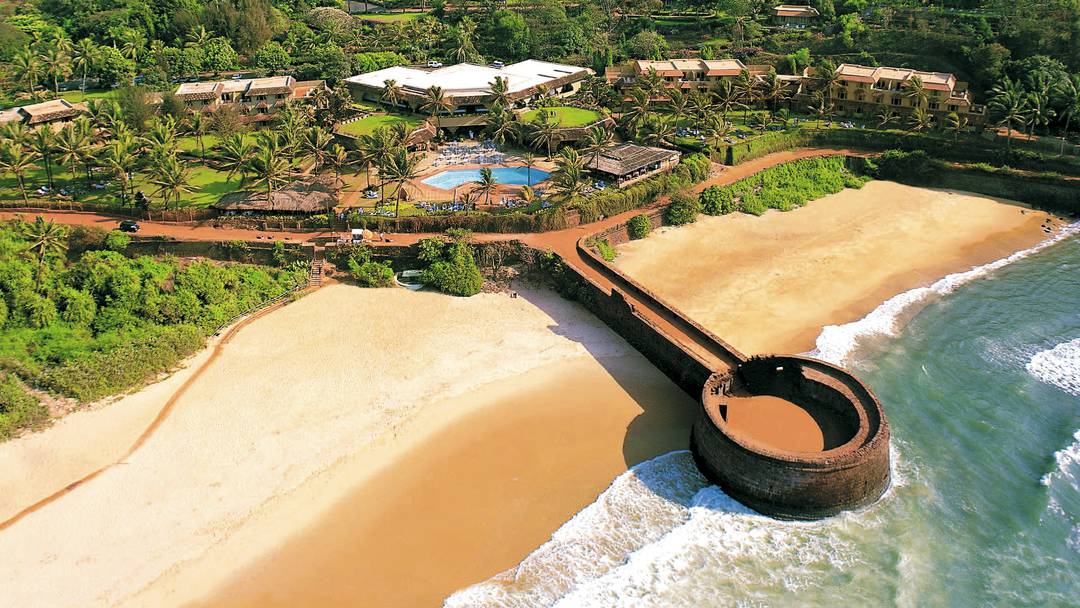 Sinquerim beach