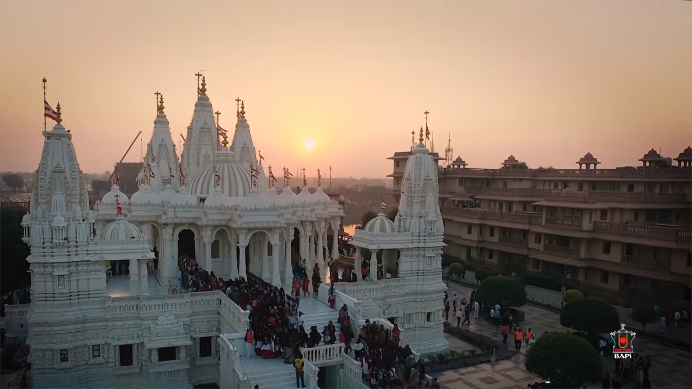 How to reach Vapi in Gujarat? Namaste! Gozo cabs journey across India